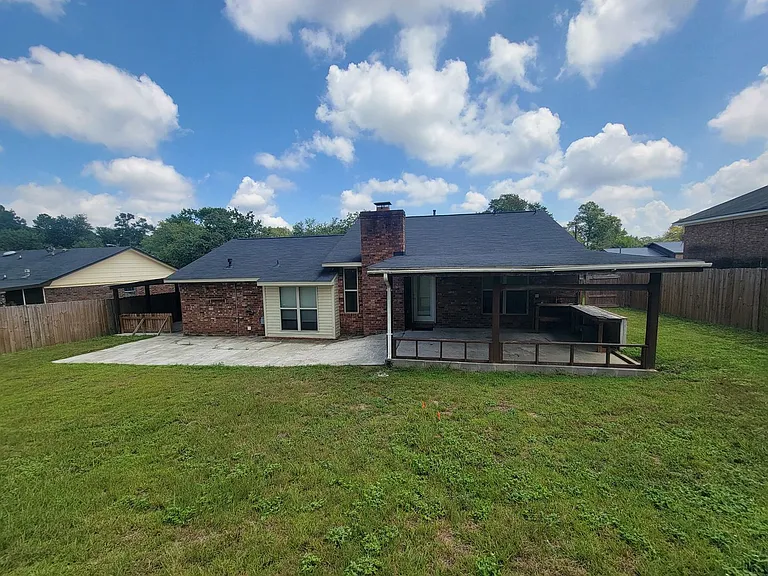 3737 Woodcock Dr — Photo 21