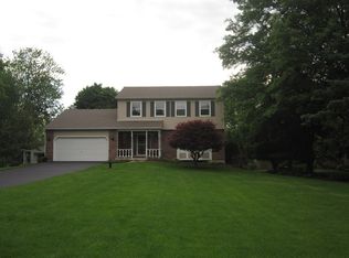 8S789 John St, Big Rock, IL 60511