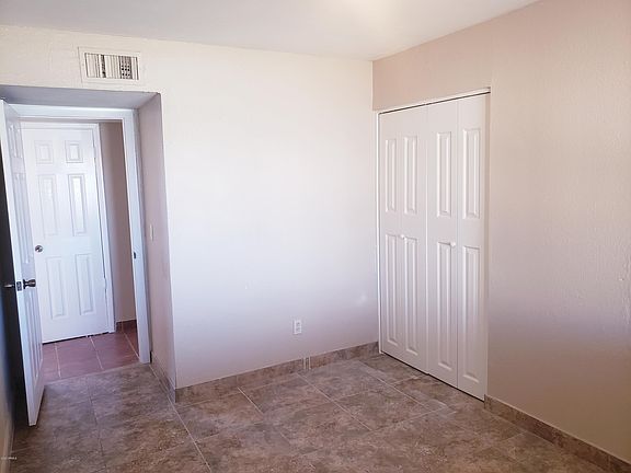 4th image of 1836 W Lynne Ln