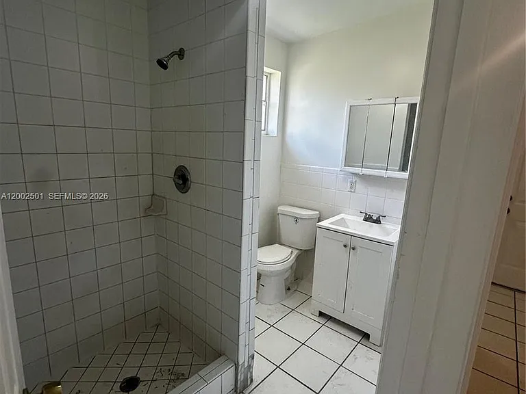 821 SW 2nd St — Photo 11
