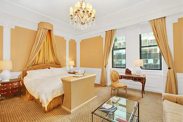Sold by Stribling | media 9