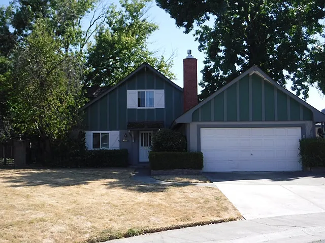 6931 Greenbrook Cir photo 1