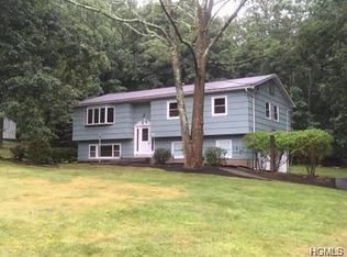 11 Madison Hill Rd, Airmont, NY 10901