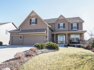 8211 Lone Elm Rd, Lenexa, KS 66220