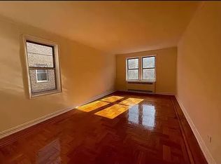 70-01 113th St #1G, Forest Hills, NY 11375