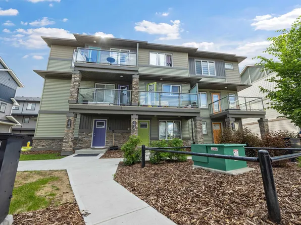 1530 Tamarack Blvd NW #102, Edmonton, AB T6T 2E6