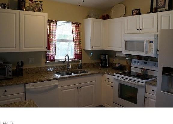 3rd image of 330 NE 25th St
