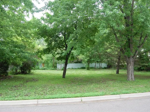 209 Washington St, Anoka, MN 55303