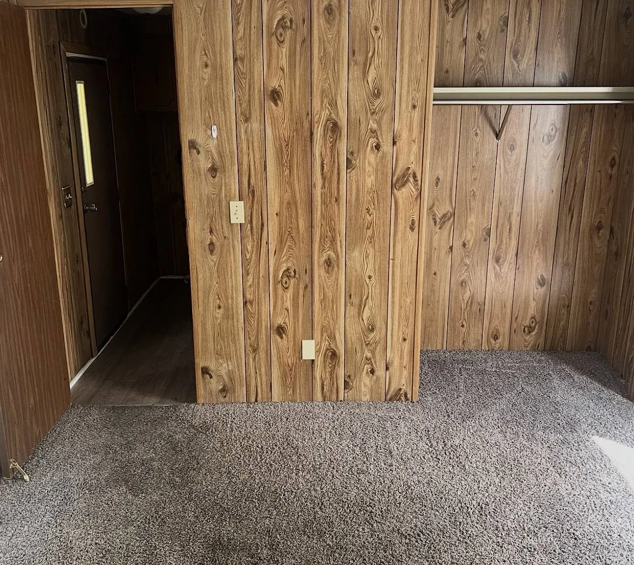 200 E Zora St — Photo 3