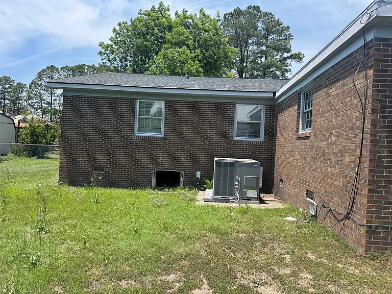 4021 Sunny Lane Dr — Photo 2