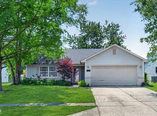 27 Lake Dr S, Brownsburg, IN 46112