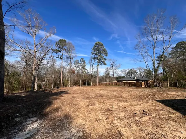 26A Cedar Hill Rd, Longview, TX 75601