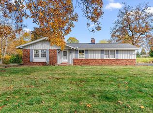 5810 South Balmoral DRIVE, New Berlin, WI 53146