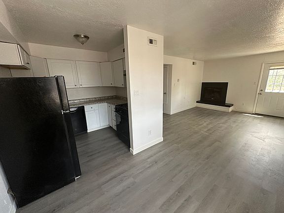 2nd image of 1225 Menaul Blvd NW APT C