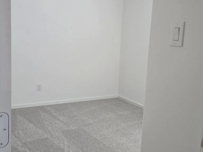 7916 Rutherford Ln — Photo 23