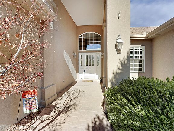 5th image of 5401 Cortaderia Pl NE