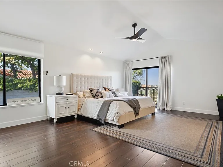 4372 Park Vicente — Photo 22