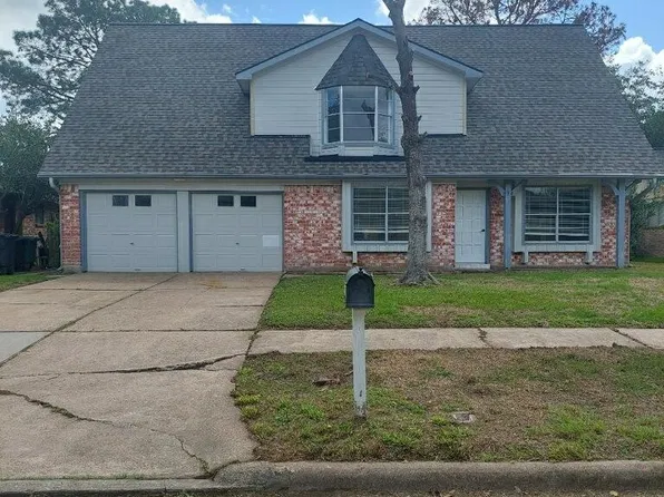 834 Voyager Dr, Houston, TX 77062