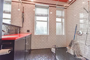 Rented by Nolita Group