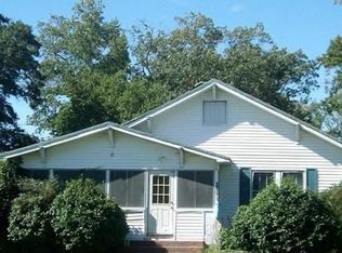 1828 Elbow Rd, Chesapeake, VA 23320