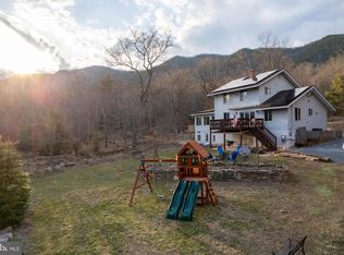 1131 Page Valley Rd, Luray, VA 22835