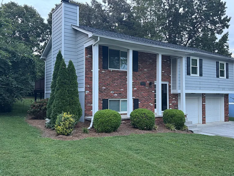 2121 bishops bridge