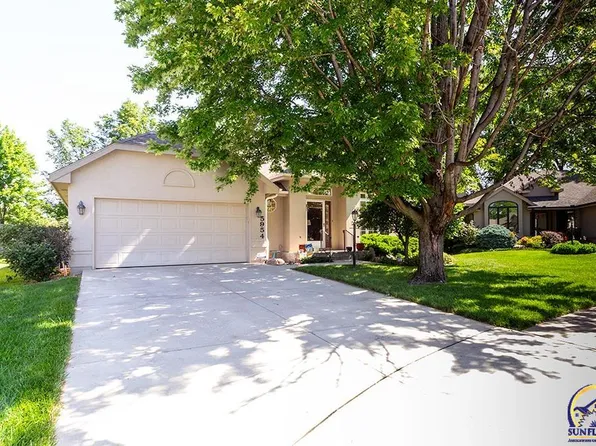 5954 SW 30th Ter, Topeka, KS 66614