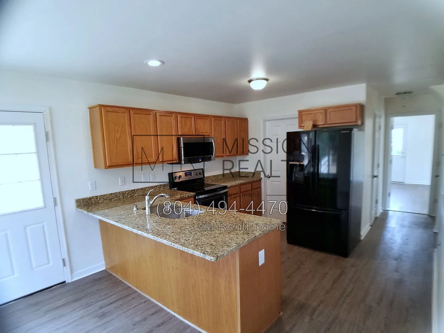5 bed, 3.0 bath, 1862 sqft, $2,550 — Photo 4