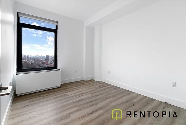 Bedroom, photo 1