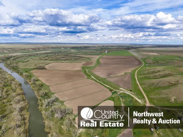 15590 State Highway 243, Saco, MT 59261