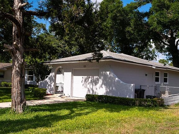 2nd image of 120 Meadowfield Ln