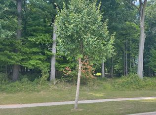 Stordeur Dr #121, Green Bay, WI 54313