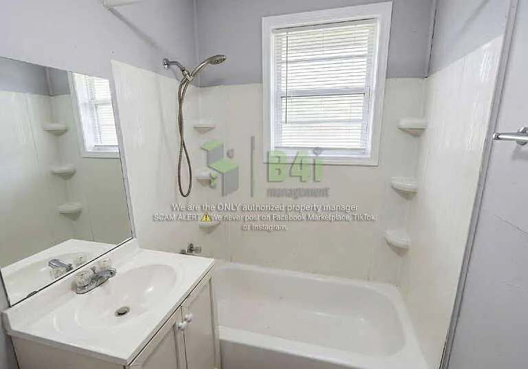 840 Martin Luther King Jr St — Photo 17