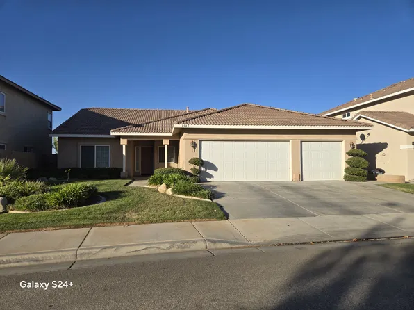 4043 Prestwick Ln, Palmdale, CA 93551
