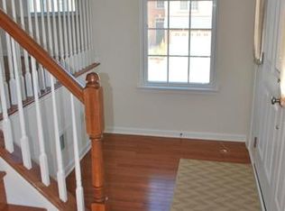 25653 America Sq, Chantilly, VA 20152