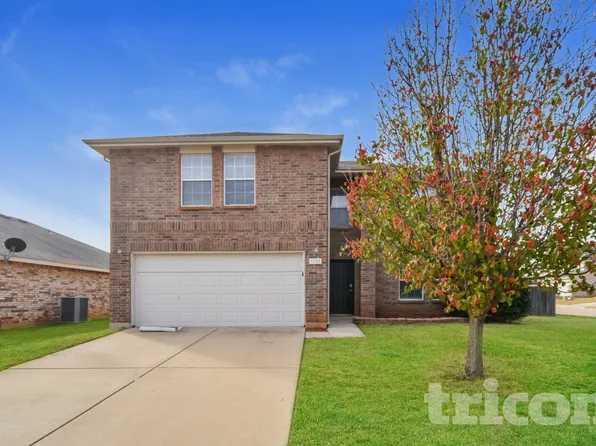 1221 Dianthus Dr, Crowley, TX 76036