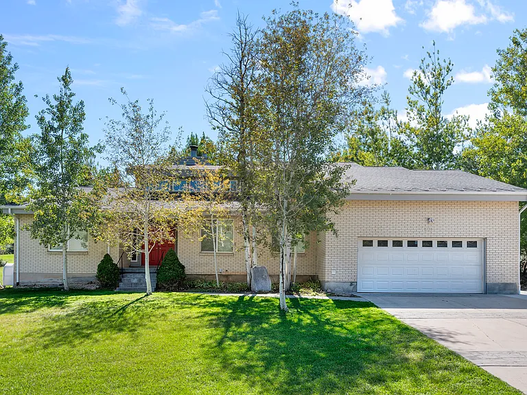 8735 Silver Spur Rd — Photo 1