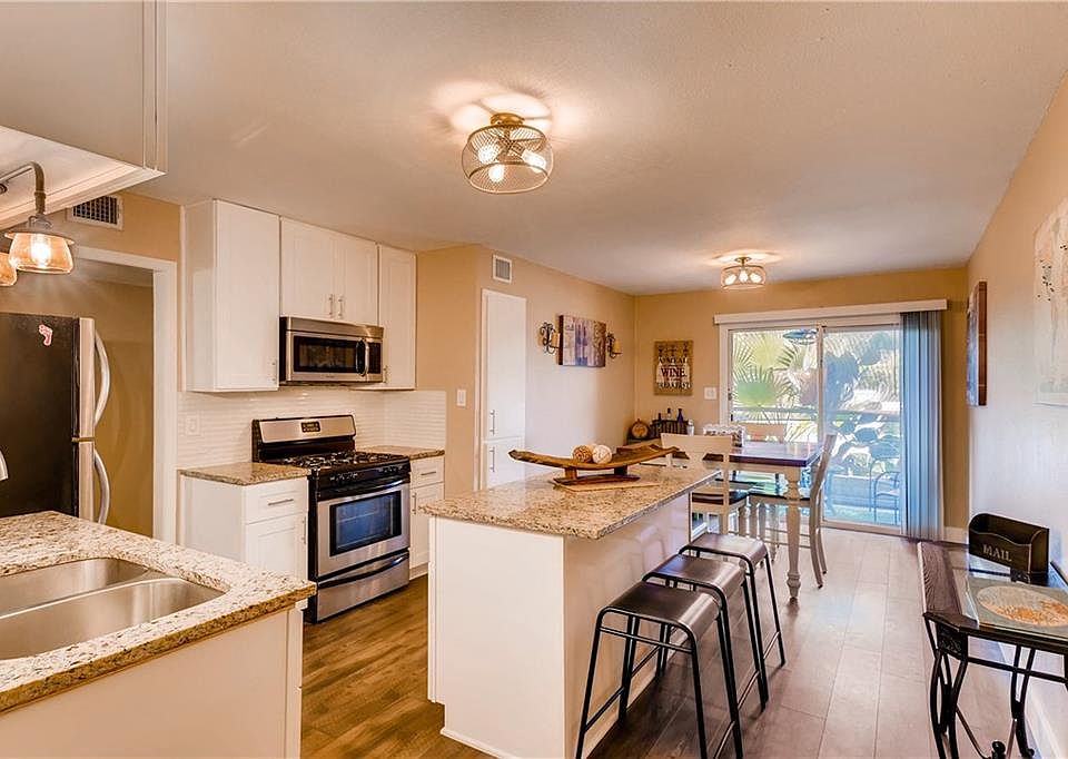 1st image of 2303 E Side Dr APT 121