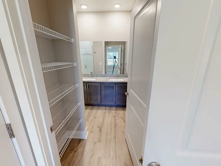 Gentry East Apartments — Photo 47