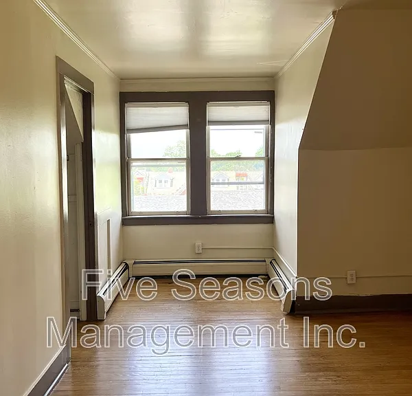 76 N Union St #7 — Photo 7