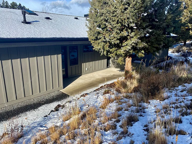 2265 NW Putnam Rd — Photo 45