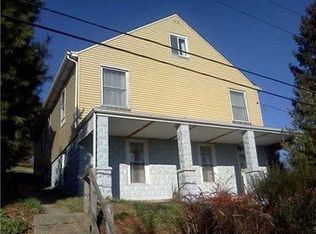 620 Saint Nicholas Dr, Donora, PA 15033