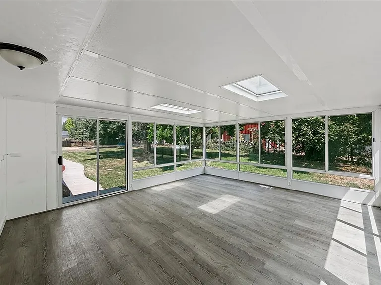 297 Bard Ave — Photo 28
