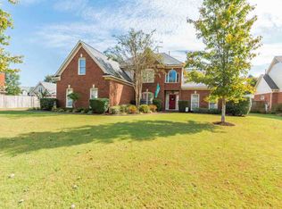 1126 Macon Ridge Dr, Collierville, TN 38017
