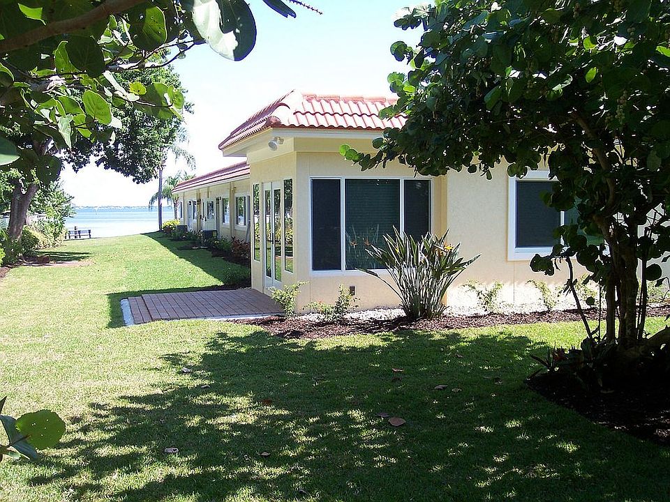 2nd image of 4980 Gulf Of Mexico Dr