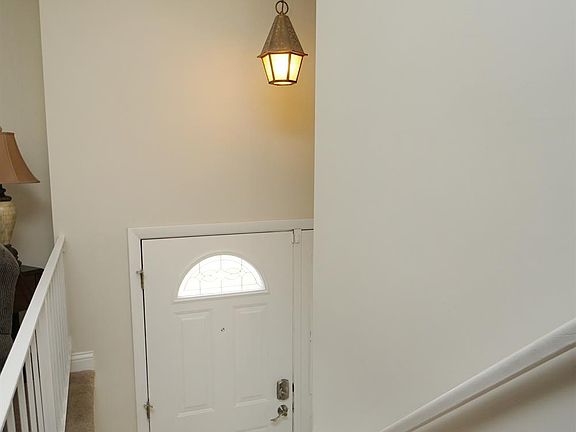 2nd image of 5284 Bell Ave