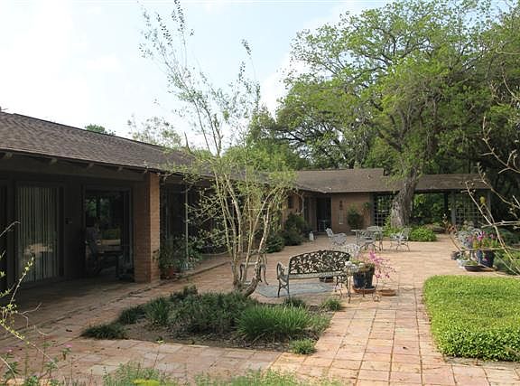 5th image of 1311 S Texas Blvd