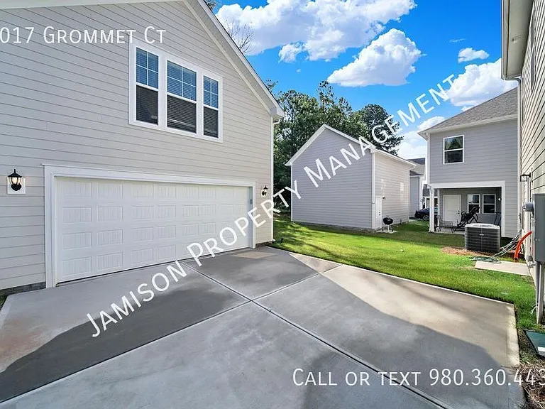 4017 Grommet Ct — Photo 2