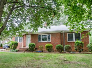 427 Fieldstone Rd, Mooresville, NC 28115