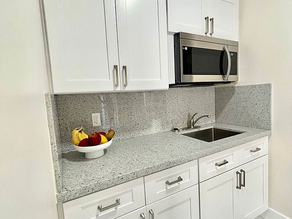 3rd image of 15949 SW 141st Ter